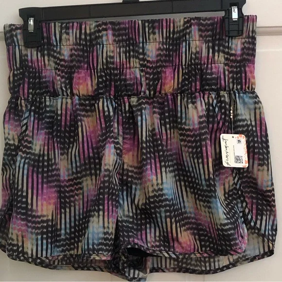 Free people movement Euphoria Print shorts XL NWT - Picture 1 of 7